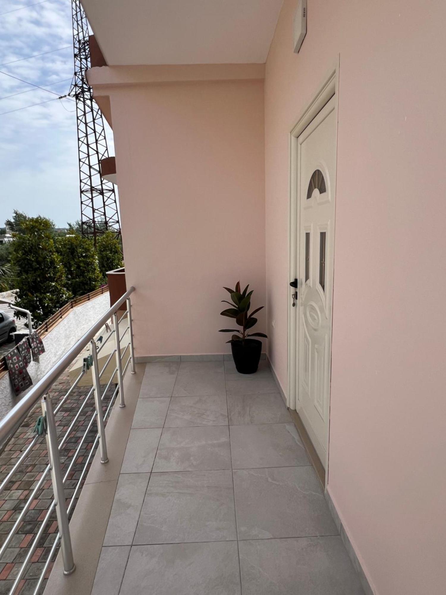 Guest House Vlorë Exterior foto